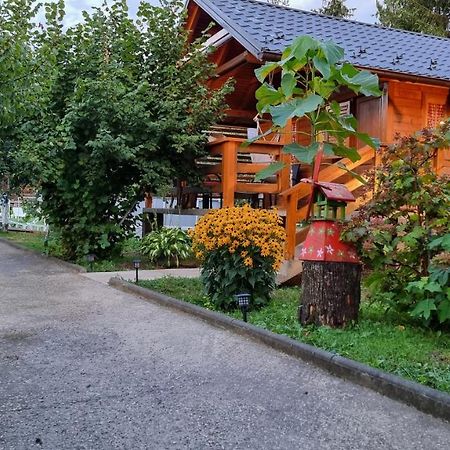 Holiday Home Sajra Kulen Vakuf Exterior foto